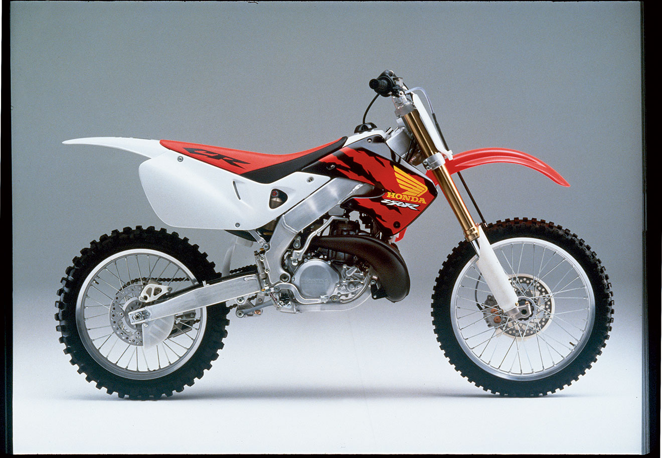 honda-premiere-class-mx-legacy-img-4