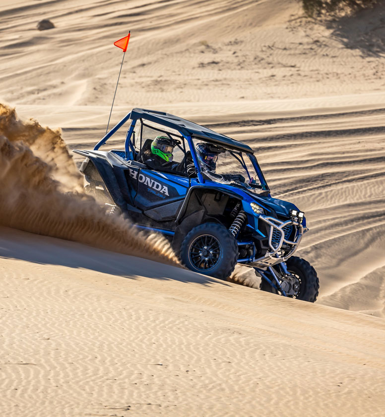 1000R_Action_FY24_TALON_9234_rt_small