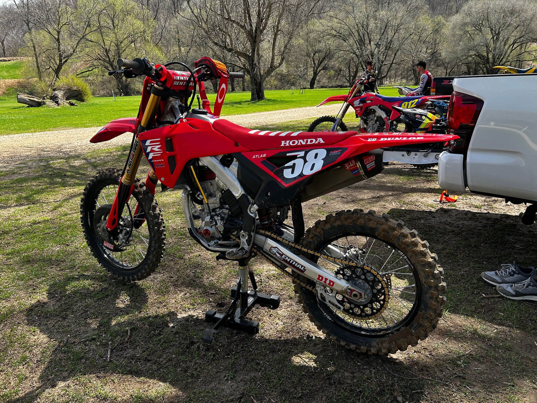 your-first-day-at-the-motocross-track-img