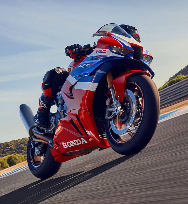 Motorcycle-Transmission-Comparison-img-small