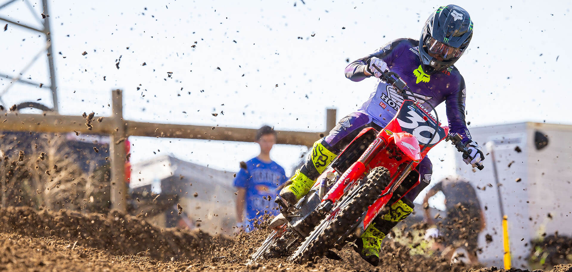 Jo-Shimoda-gallery-expanding-01