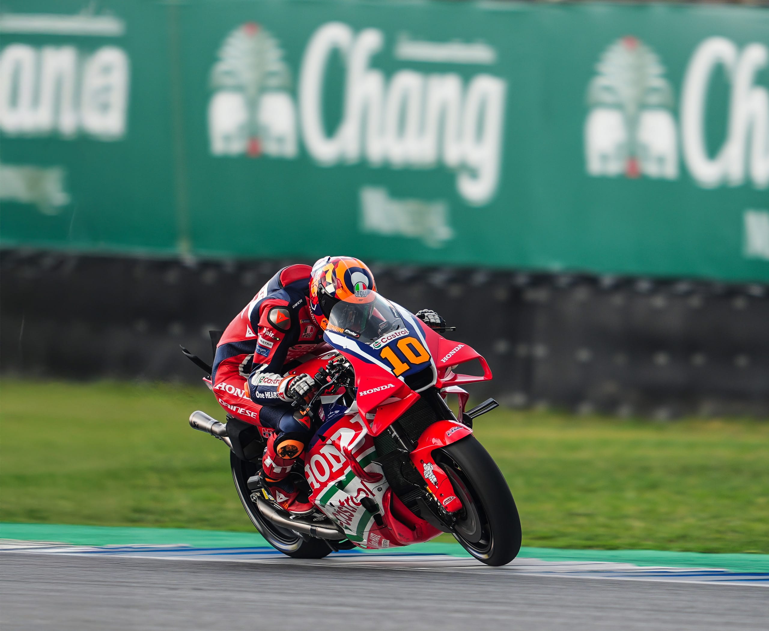 2026-motogp-gallery-4-2560x2101