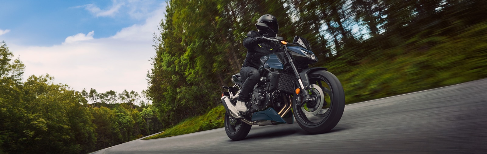 2026-CB750_HORNET-Promo-Module-desktop