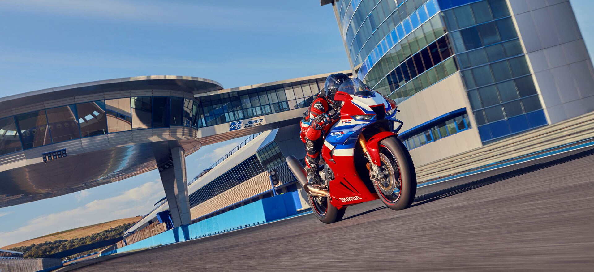 Honda CBR1000RR-R Fireblade SP hero
