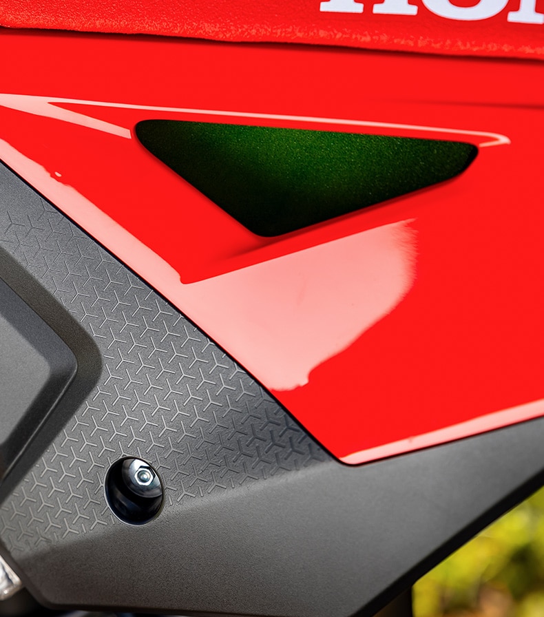 High-volume airbox and air cleaner