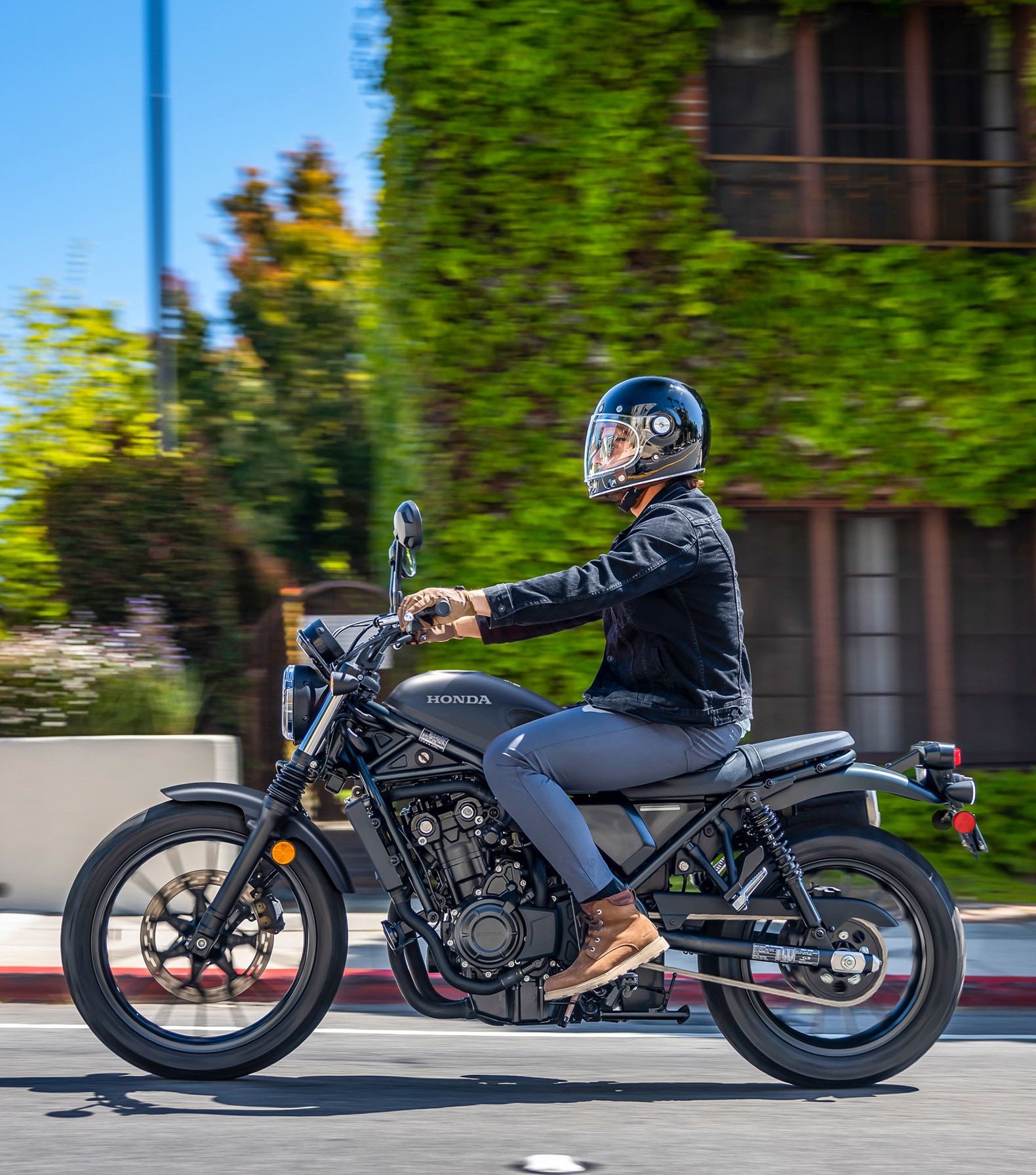 Scrambler styling