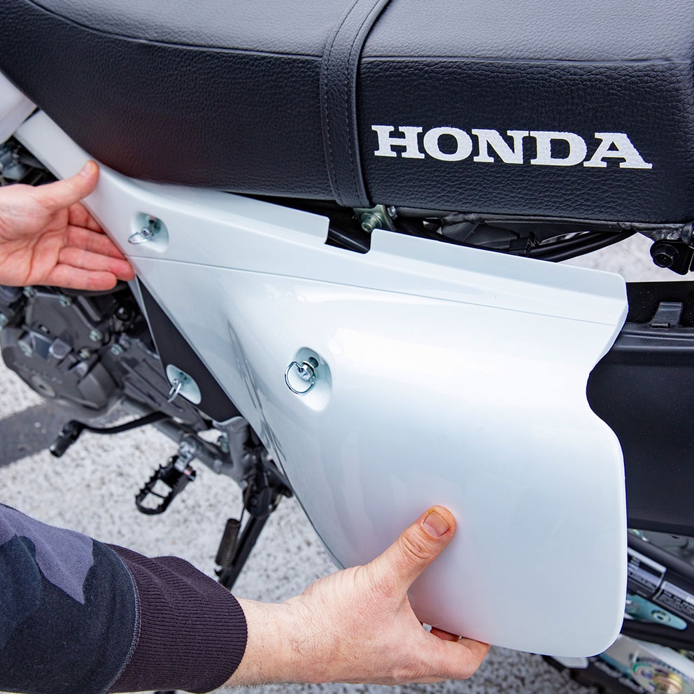 XR650L quick-release fasteners