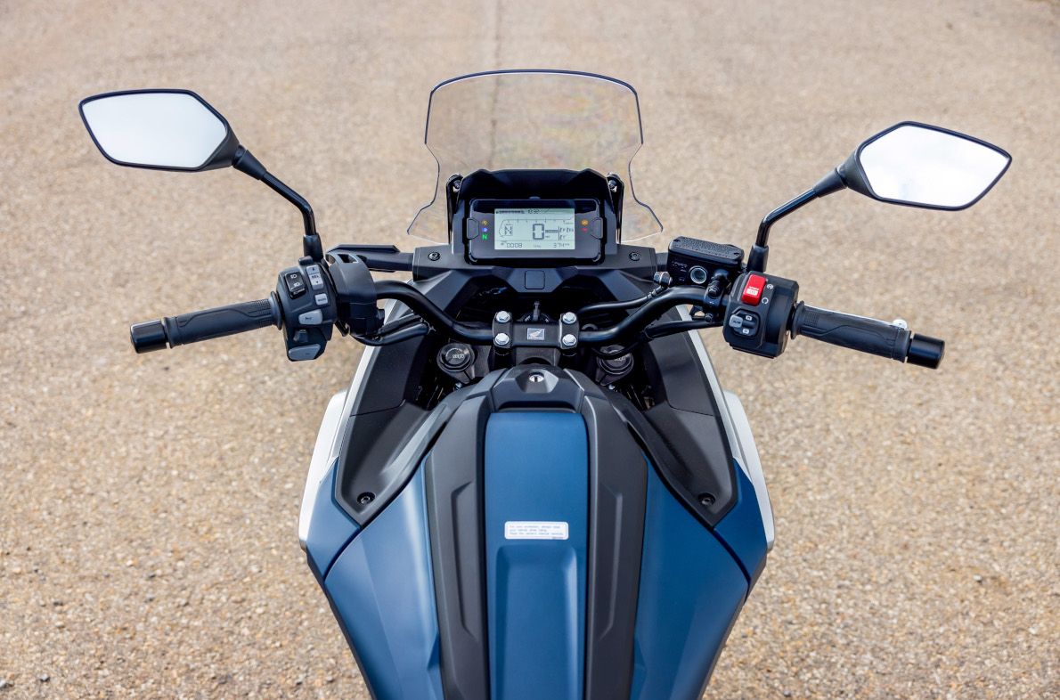 2024-nc750x-gallery-02