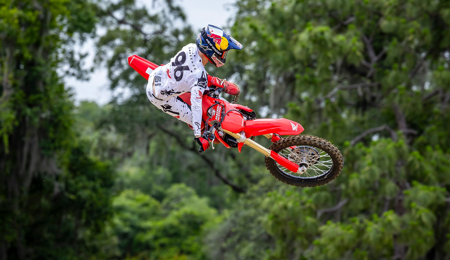 2024-CRF450R-gallery-07-1886x1080