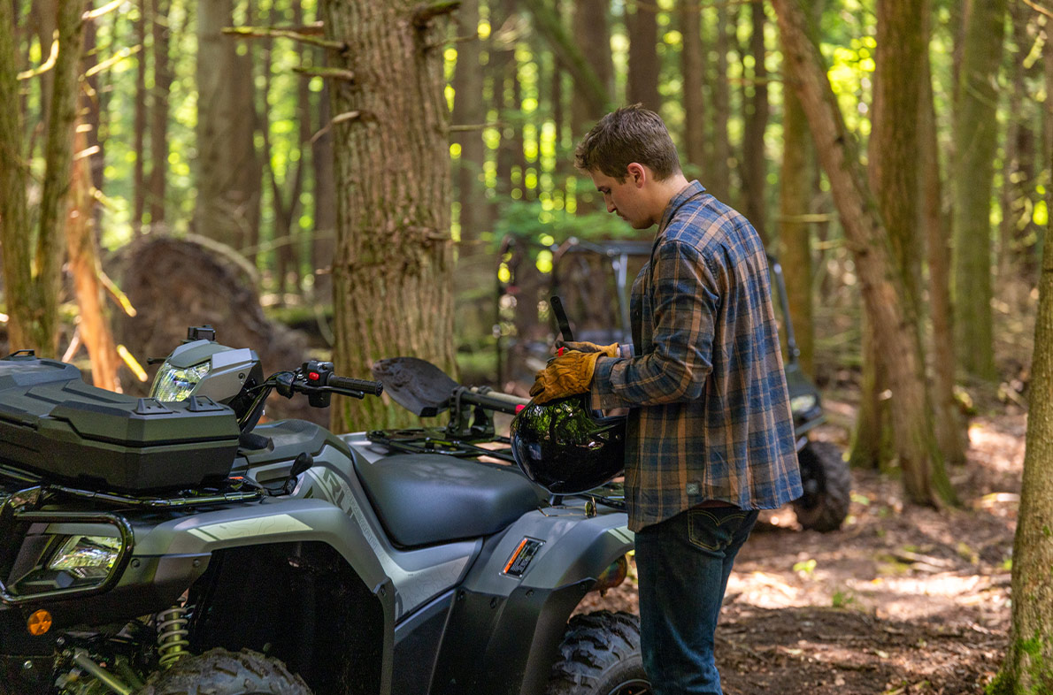 2026-FourTrax-Foreman-Rubicon-4x4-gallery-02