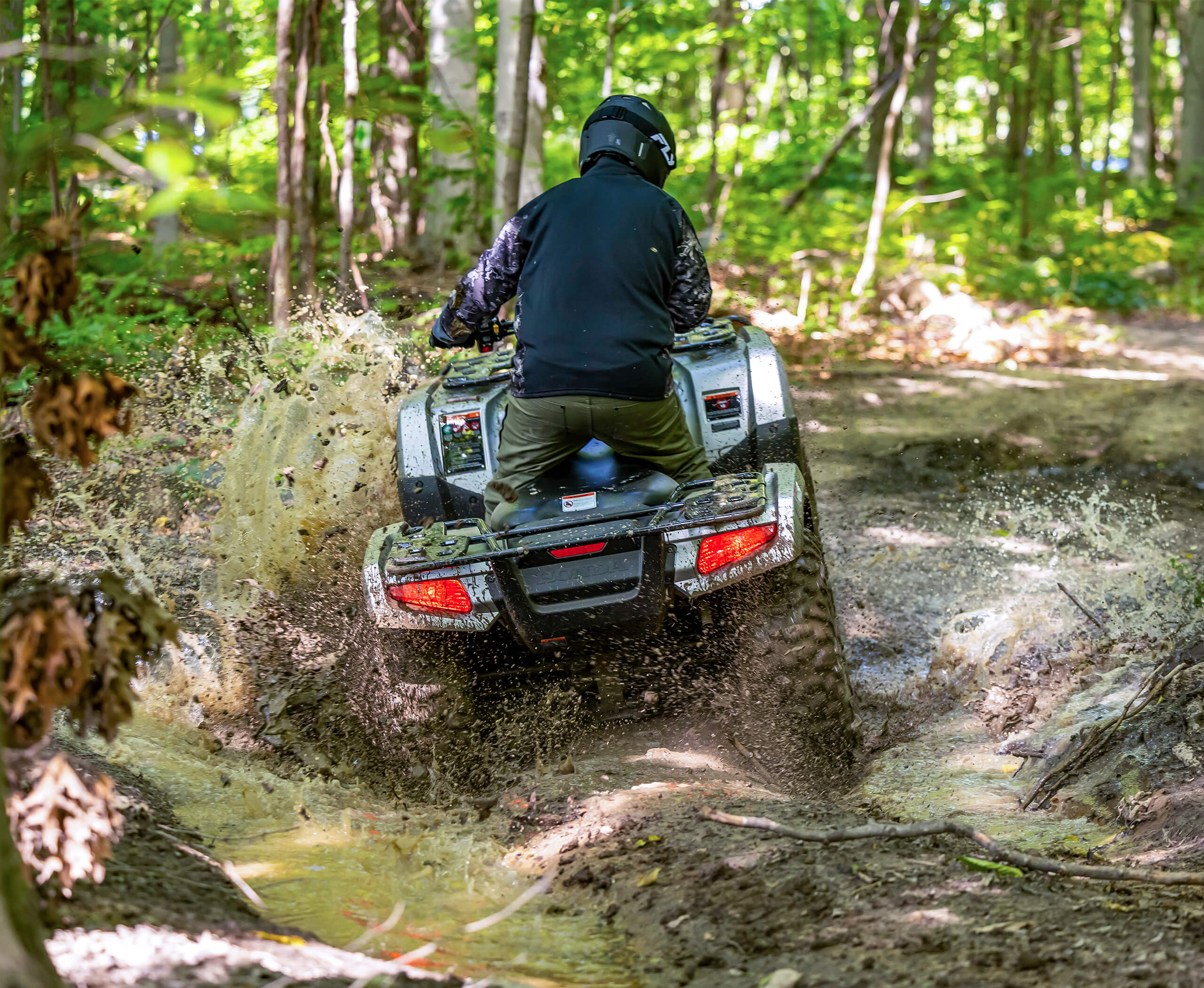 2025-FourTrax-Rubicon-700-4x4-Automatic-gallery-03