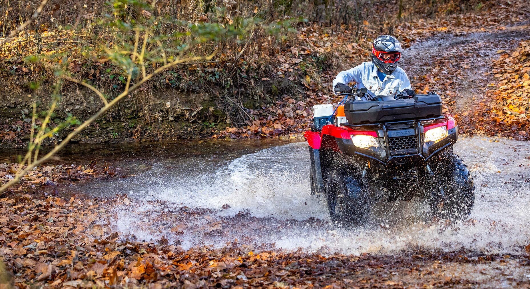 Semi-dry-sump engine design