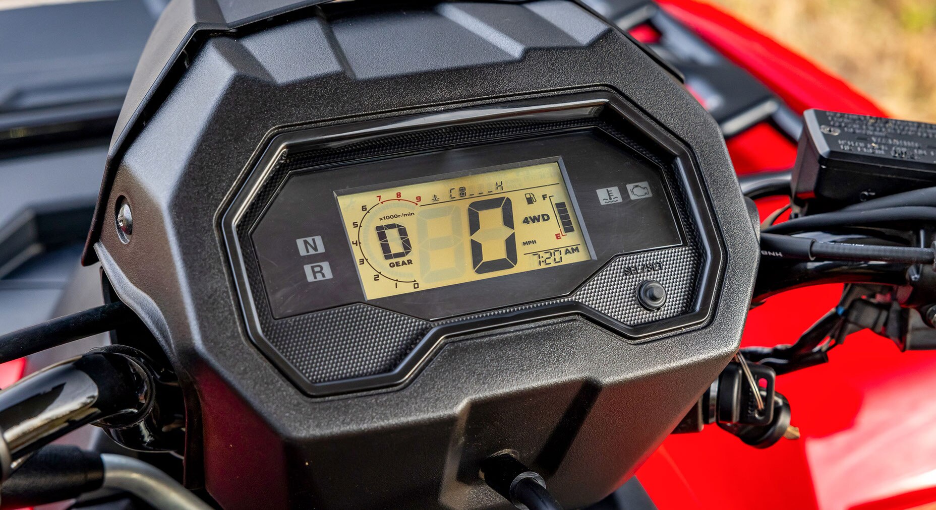New, bigger instrument screen