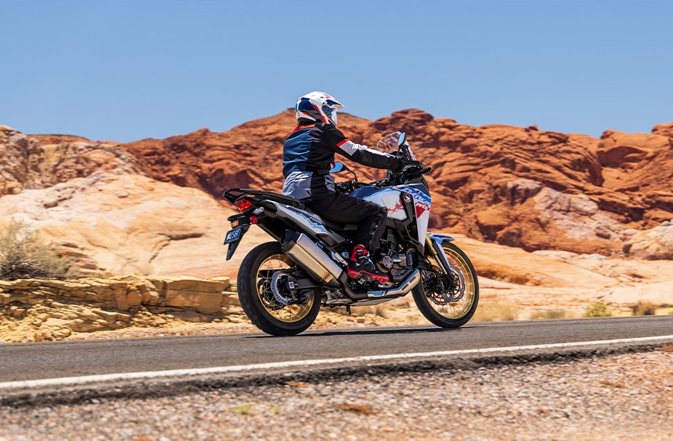 2026-Africa-Twin-gallery-03