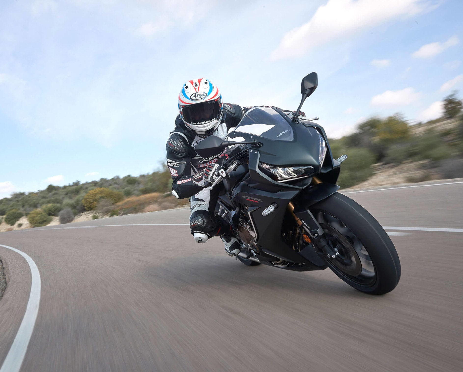 Sport Motorcycles - Models & Features - Honda