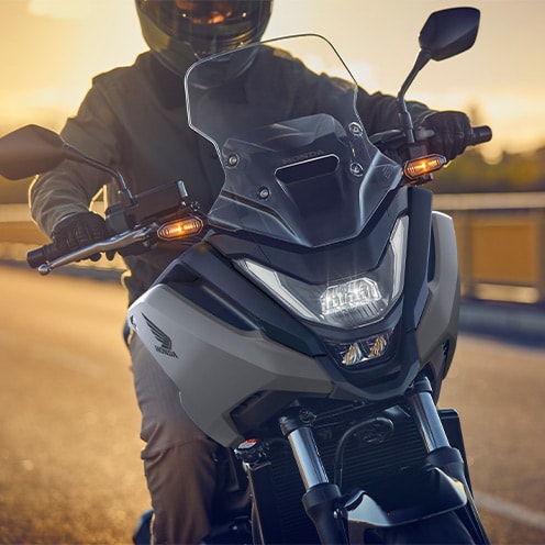 Adventure-style fairing