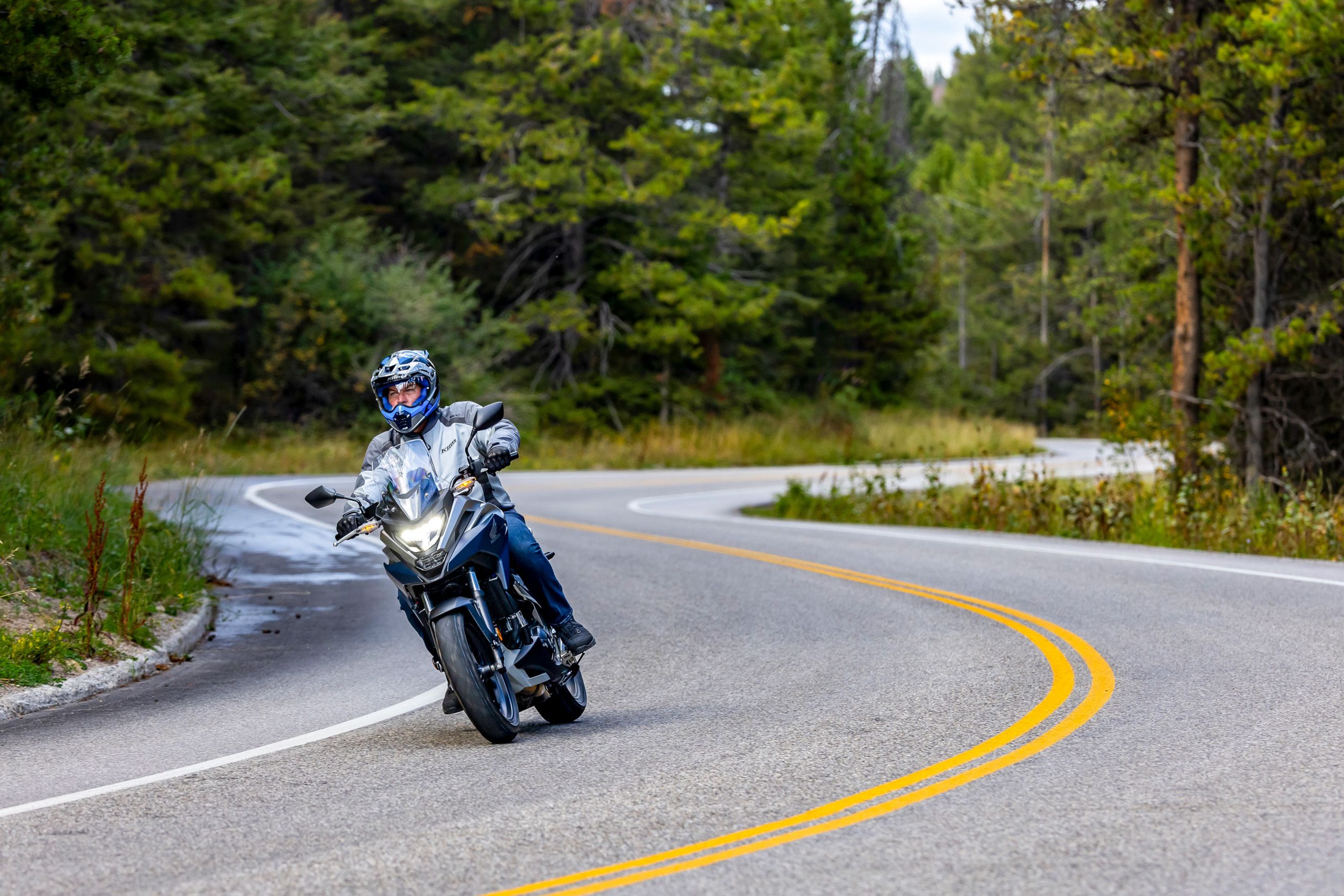 2024-nc750x-gallery-06