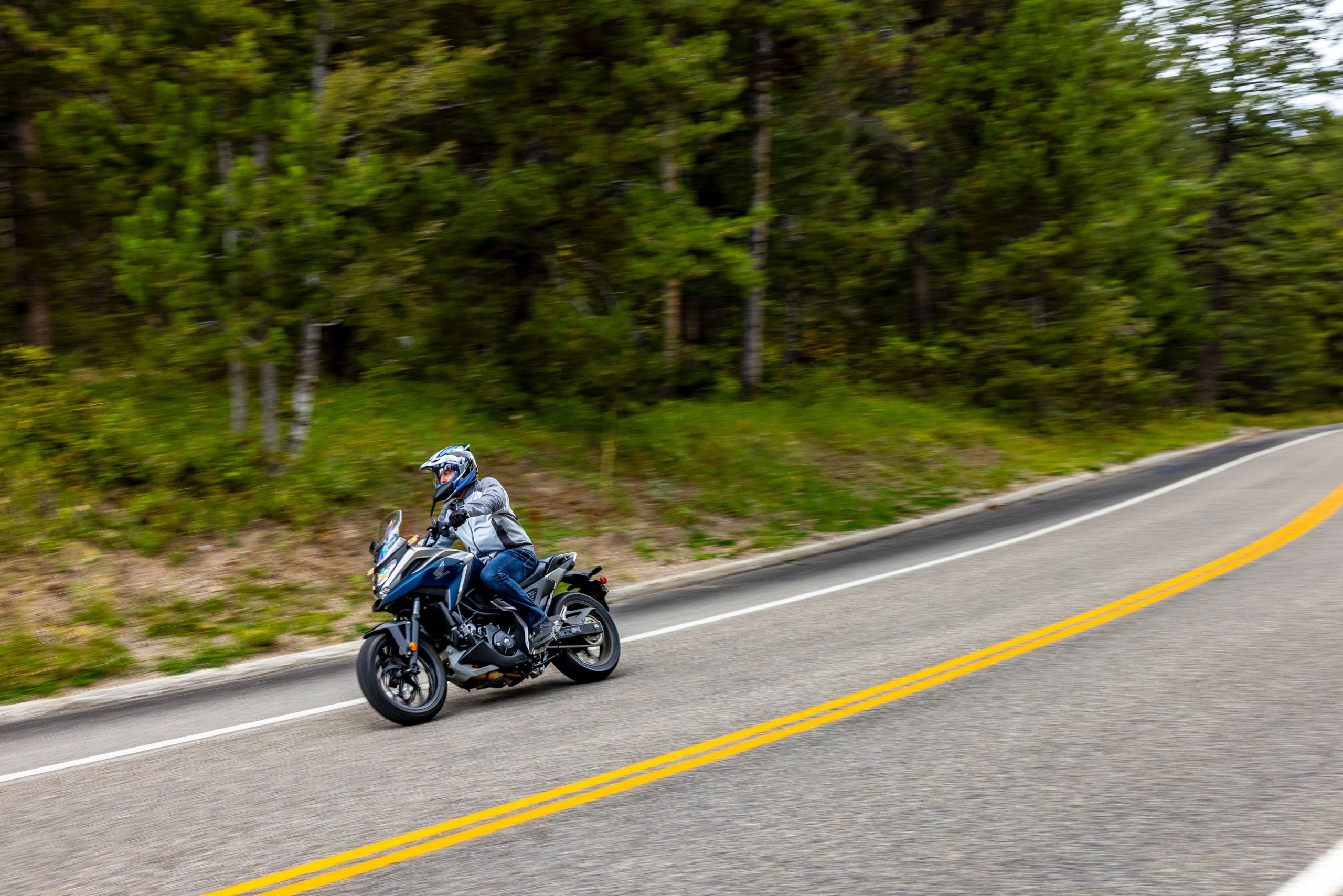 2024-nc750x-gallery-07