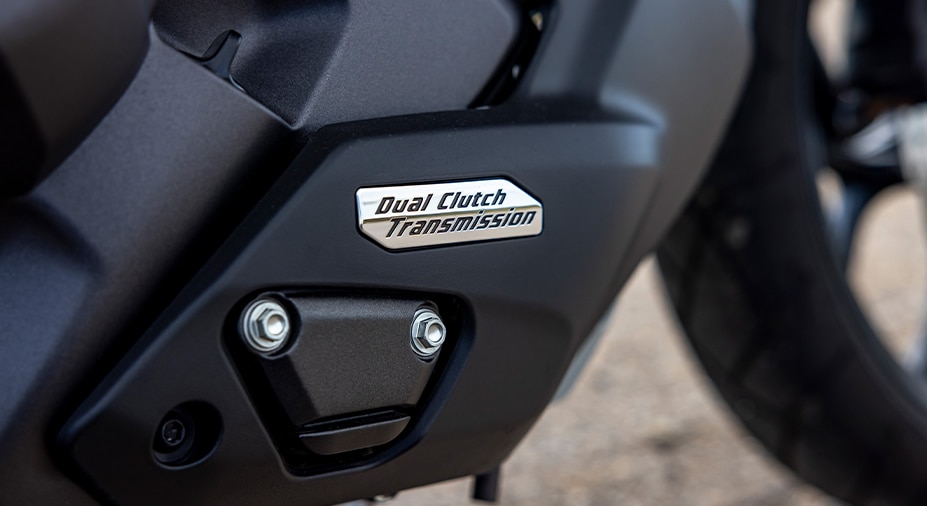 Automatic Dual-Clutch Transmission (DCT)