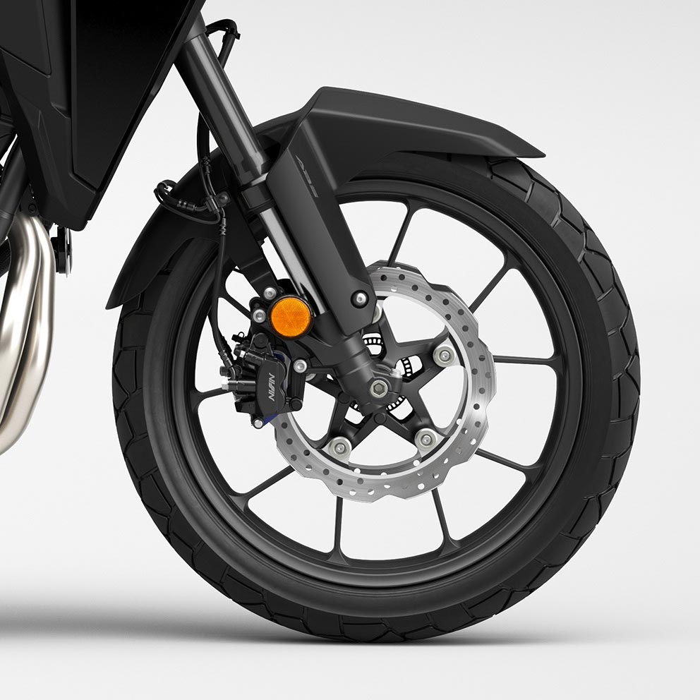 Multi-spoke cast wheels