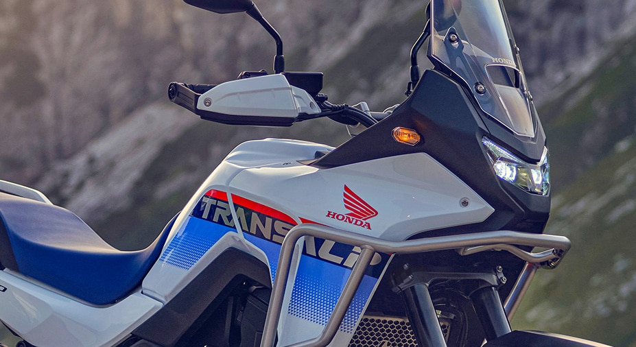 Rally-style fairing