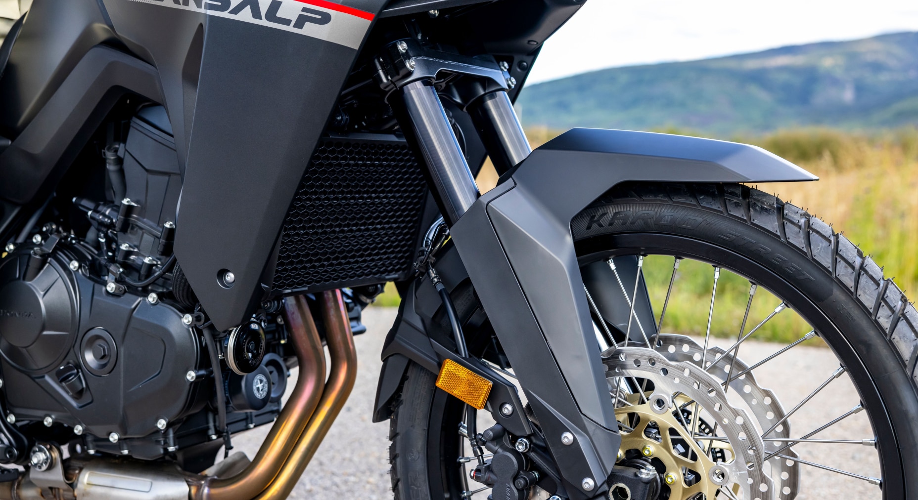 Long-travel front suspension