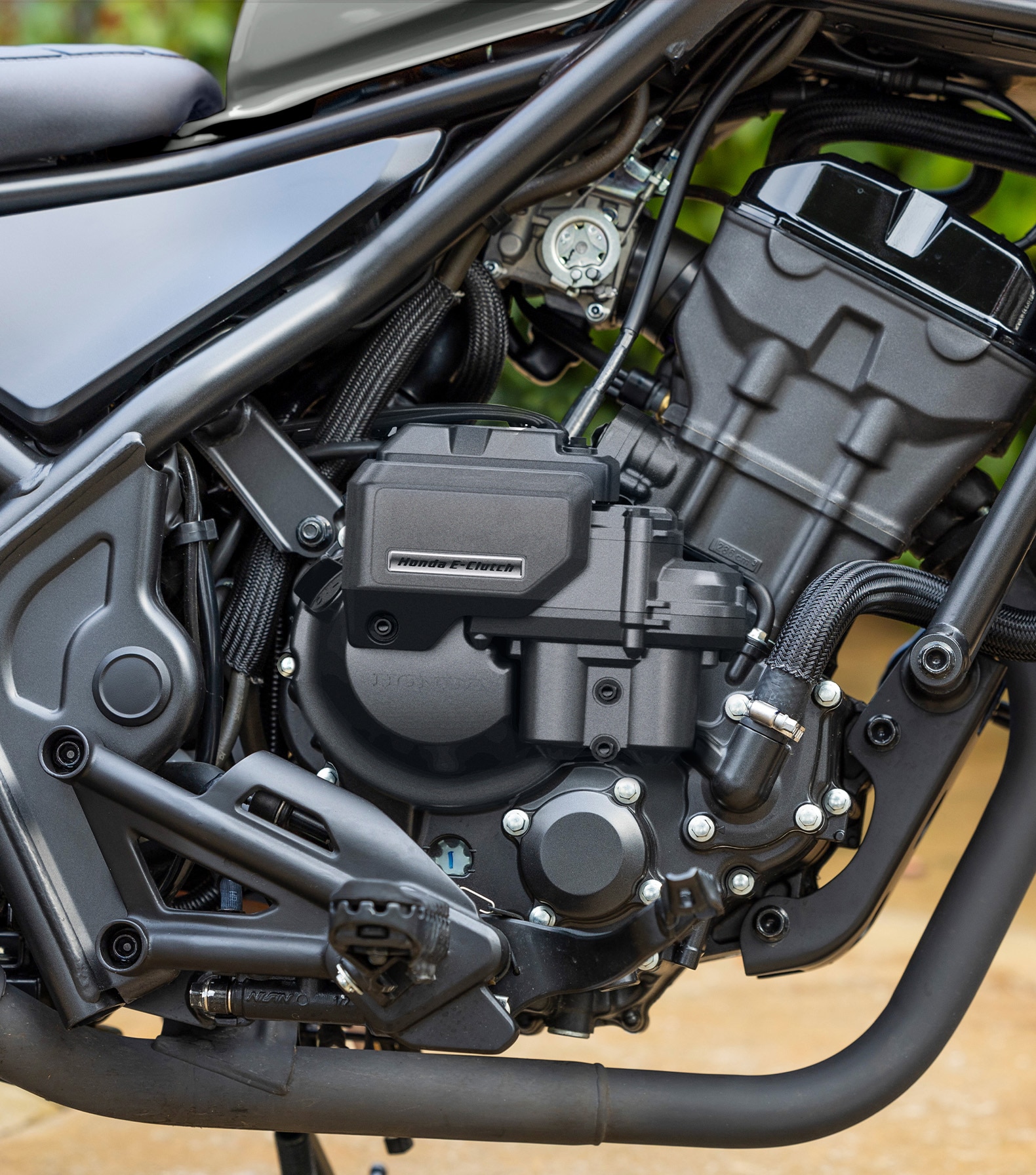 2026-Rebel-300-features-sporty-engine-1580x1792