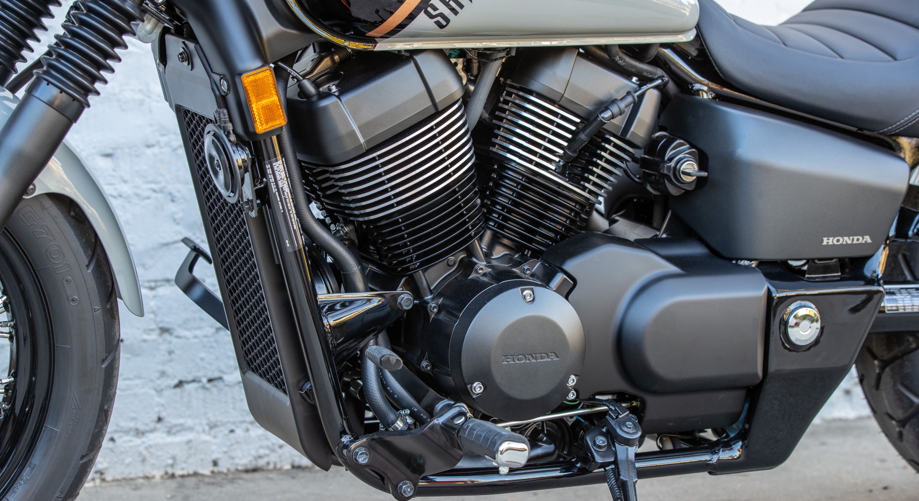 Cylinder fin highlights