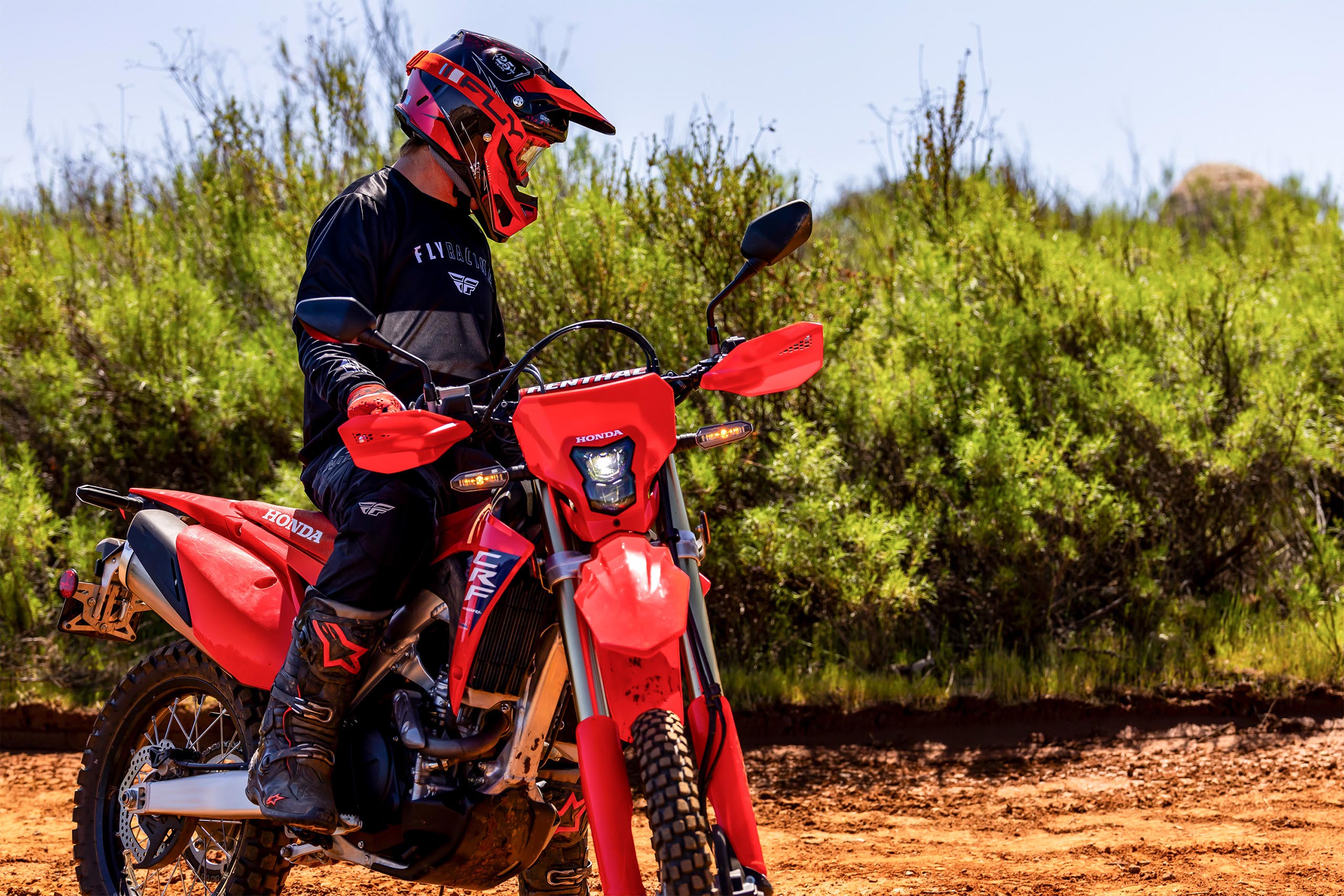 2025-crf450rl-gallery-01