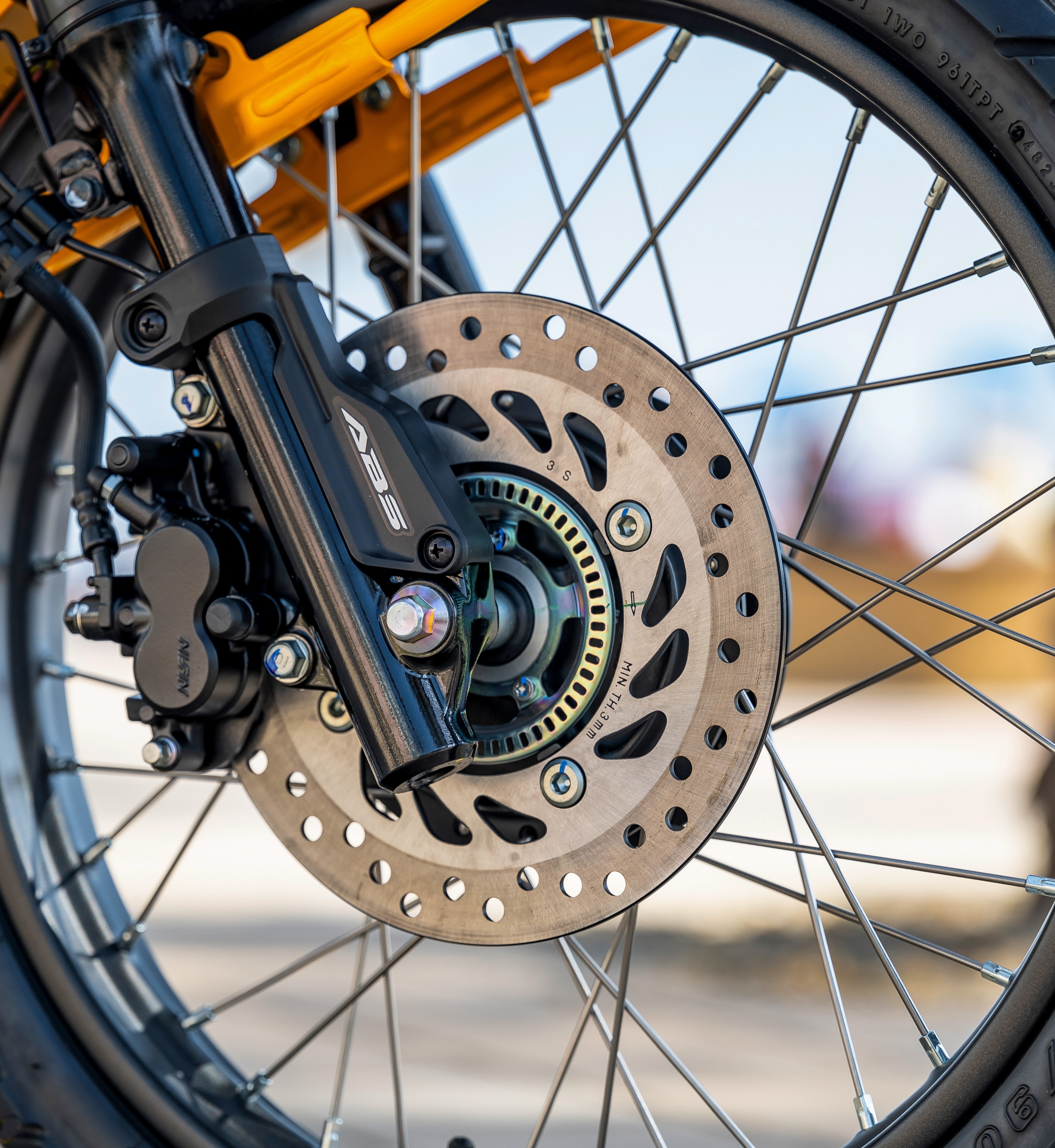 Hydraulic disc brakes