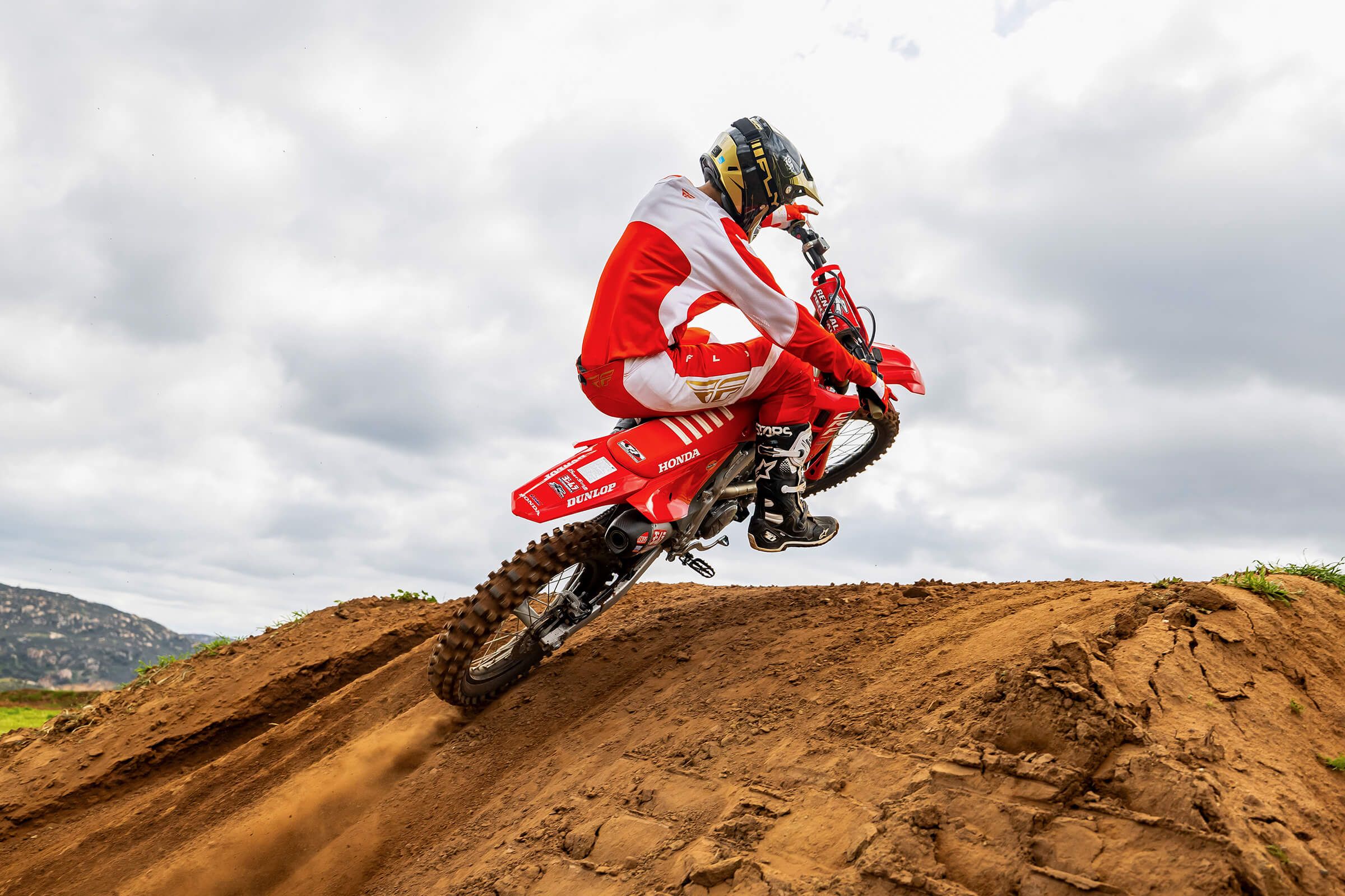 2025-crf250r-gallery-05