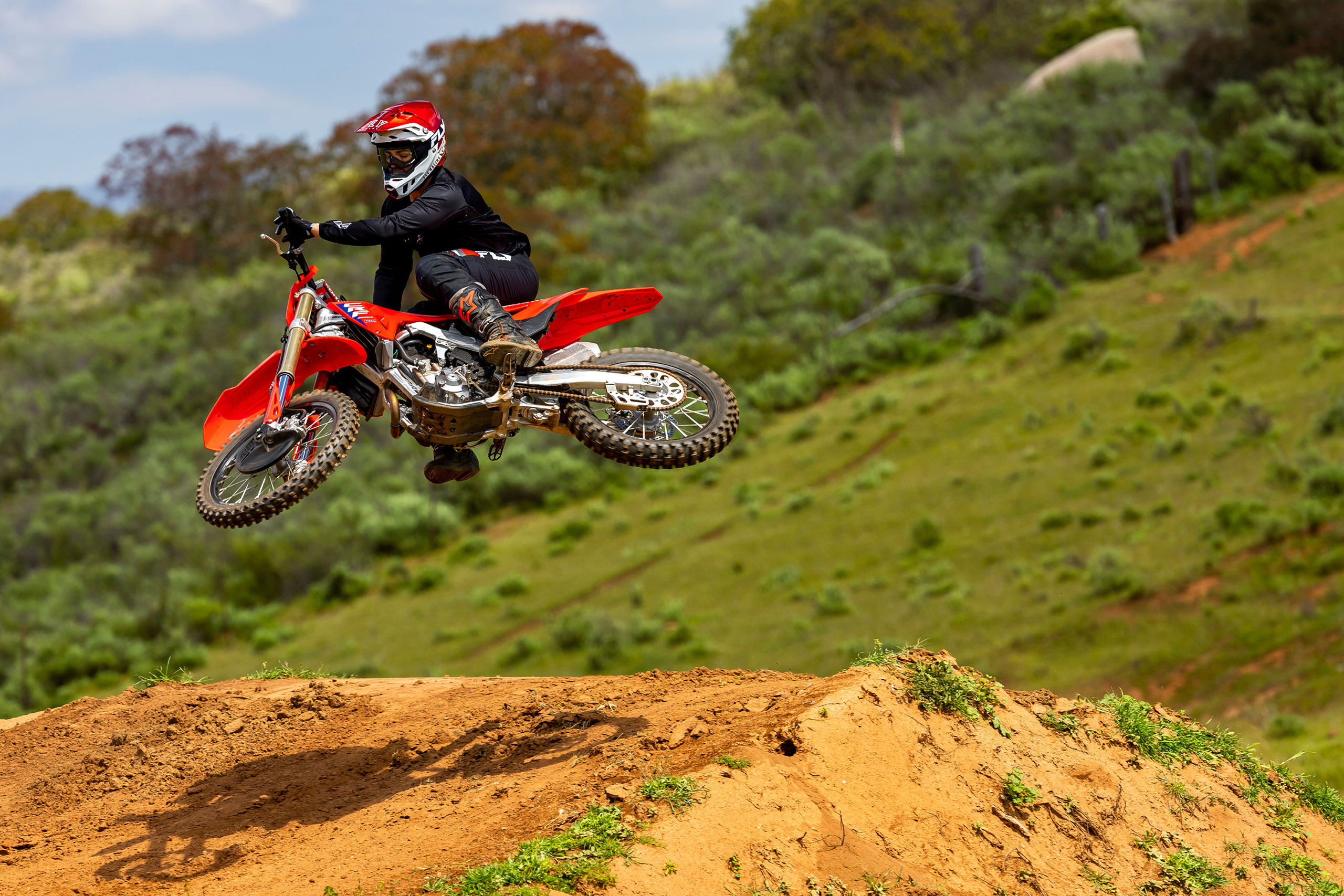 2025-crf250r-gallery-07