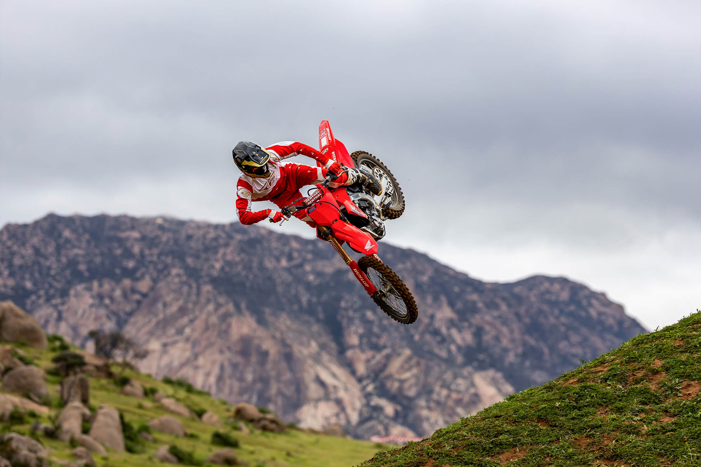 2026-CRF250R-gallery-04