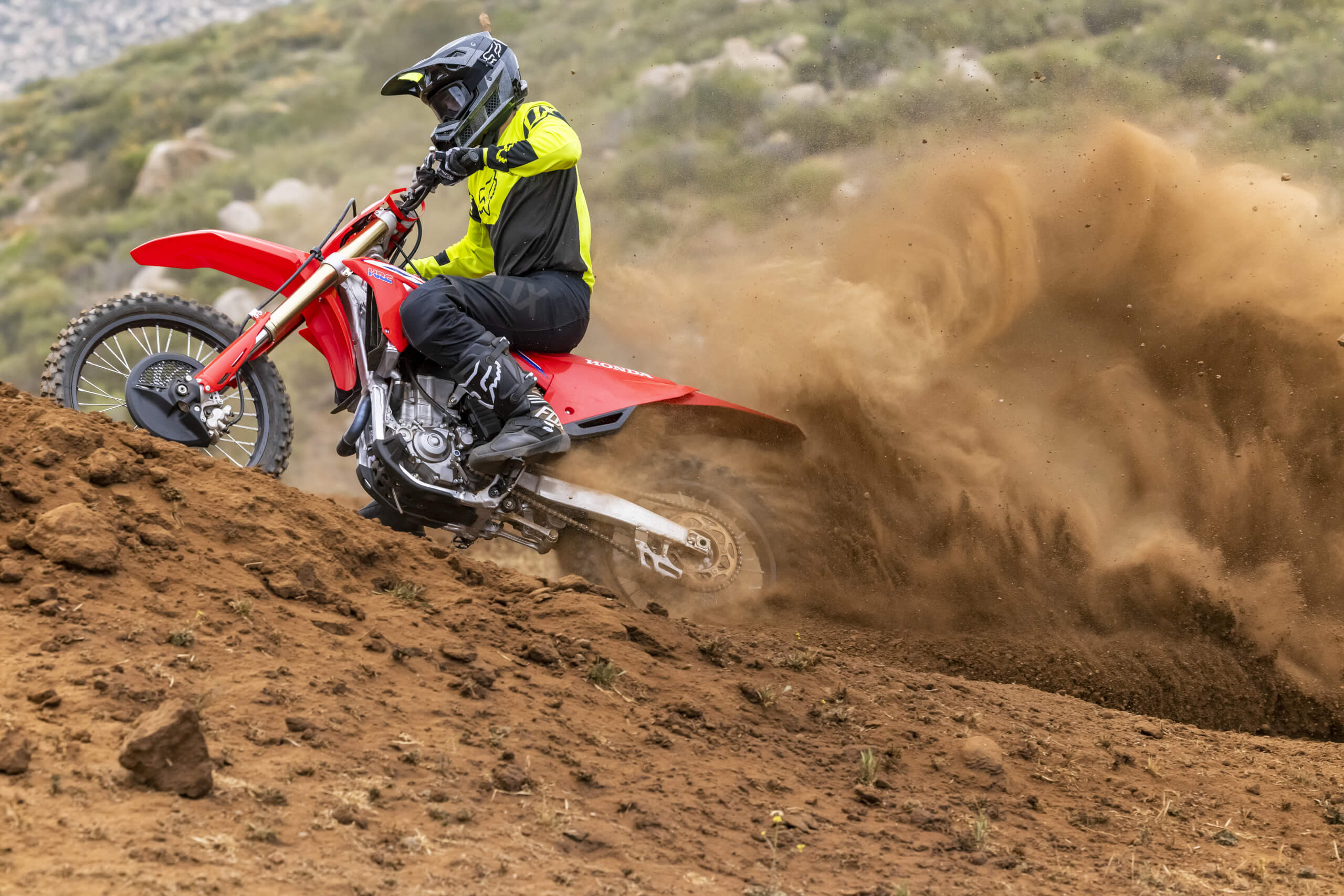 2024-crf450r-s-gallery-04-2560xauto