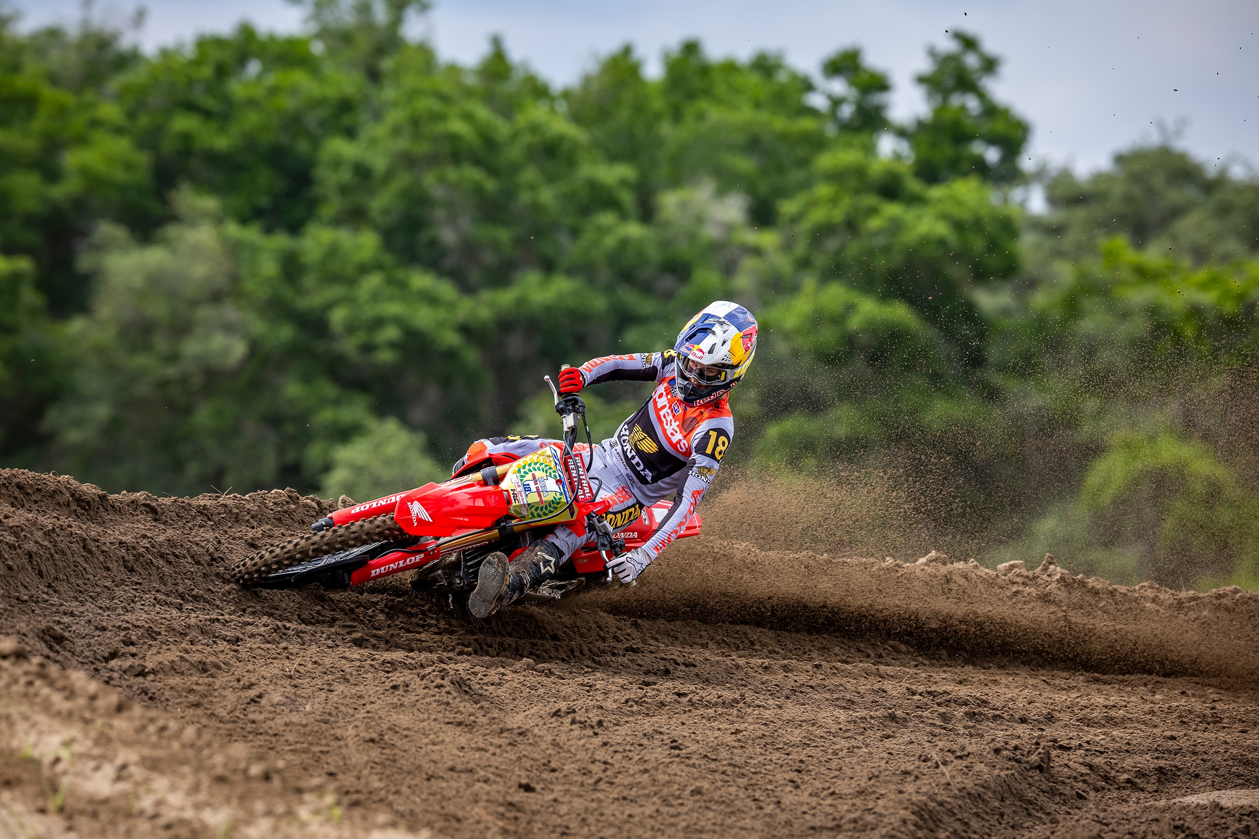 2025-CRF450R-gallery-03