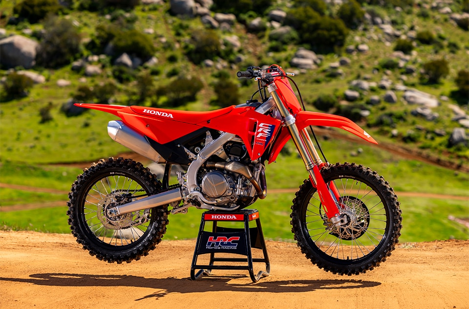 2025-crf450r-gallery-05