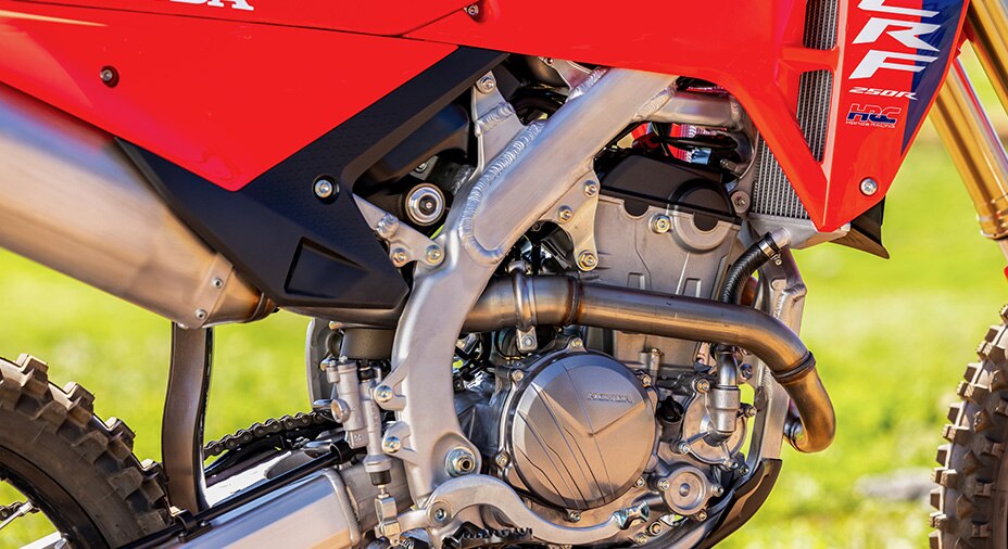 Low rear shock mount