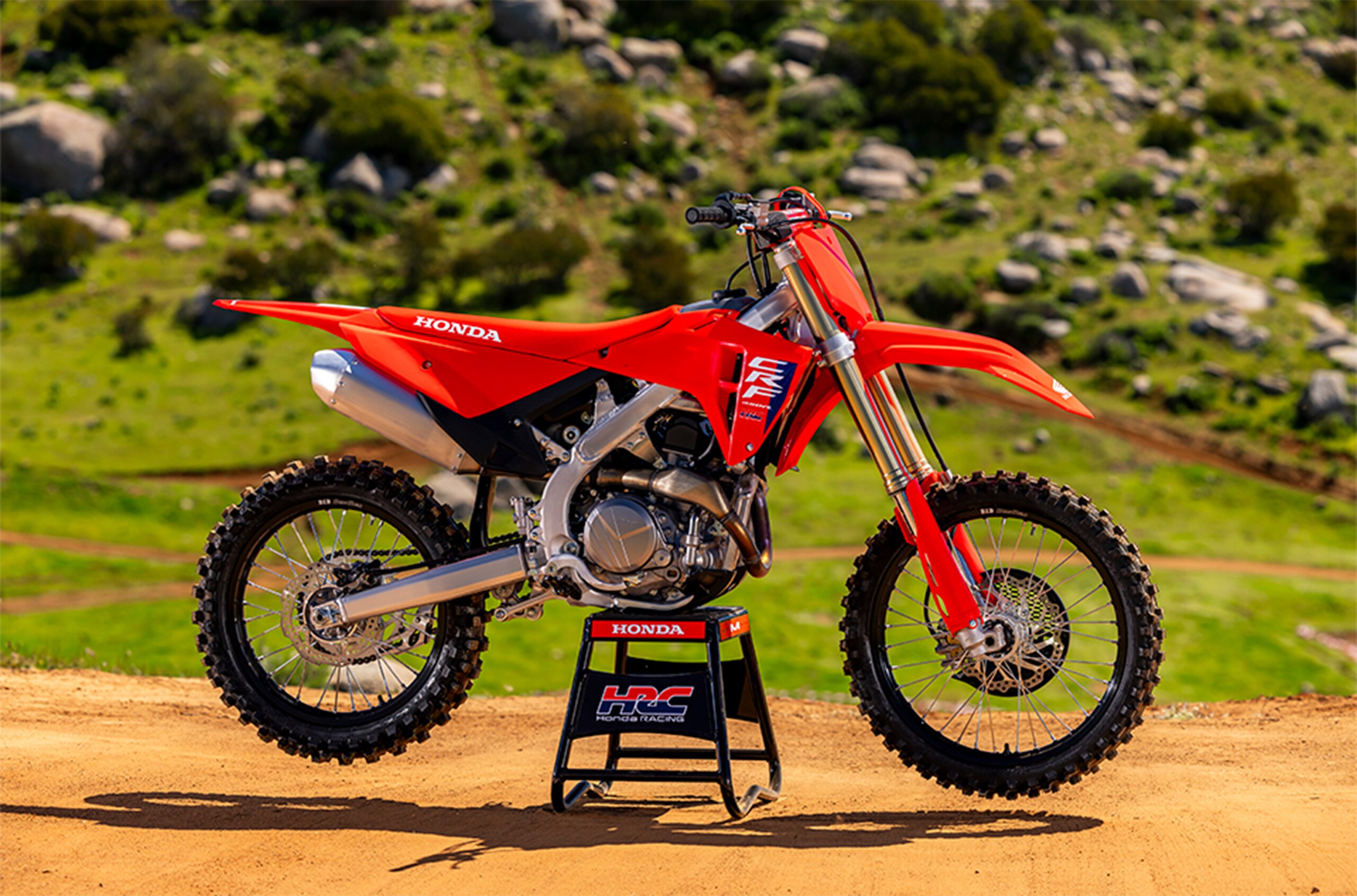 2025-crf450r-gallery-05