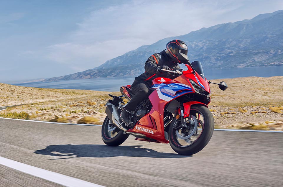 2026-CBR500R-gallery-05