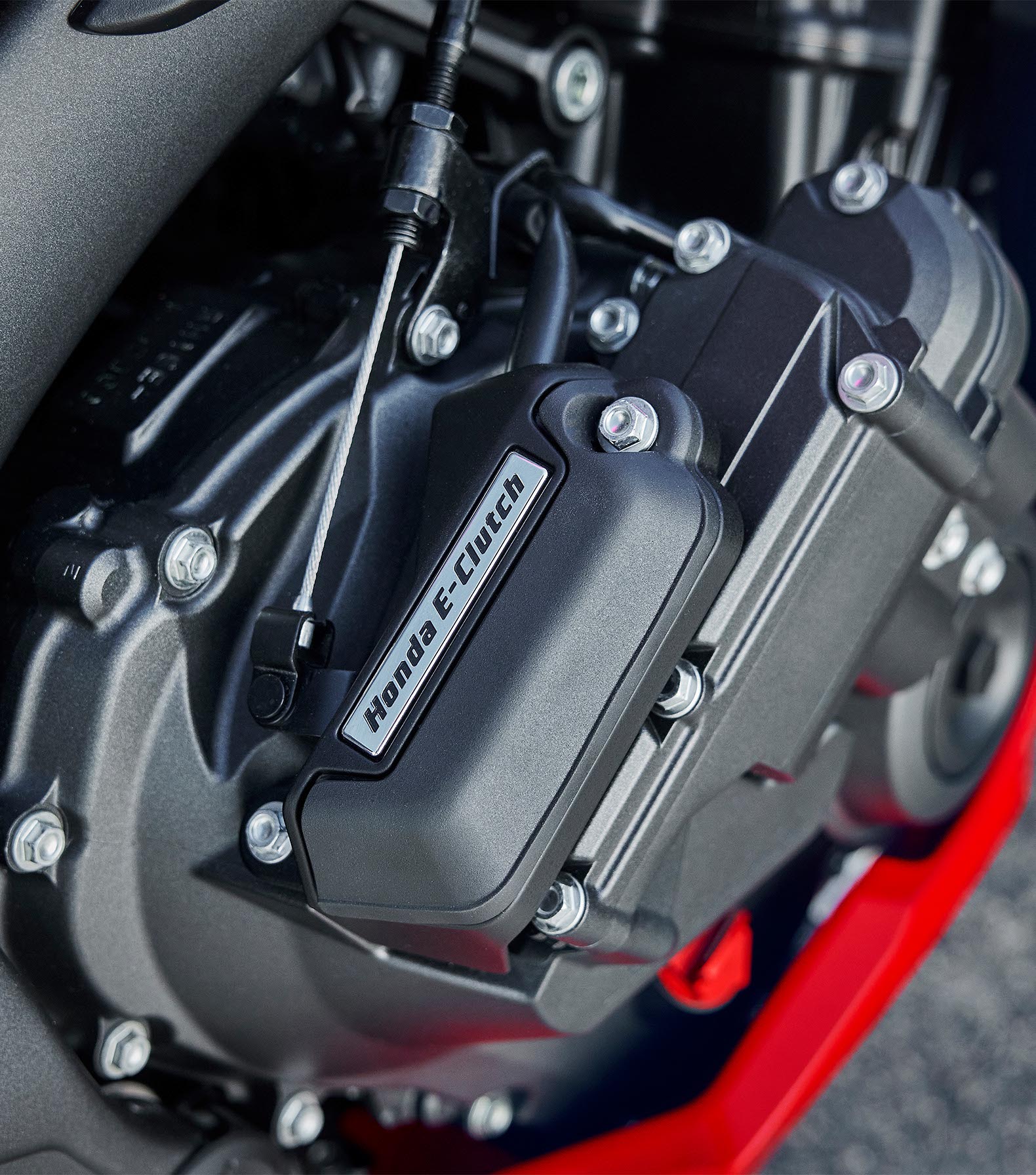 2025-CBR650R-Honda-E-Clutch