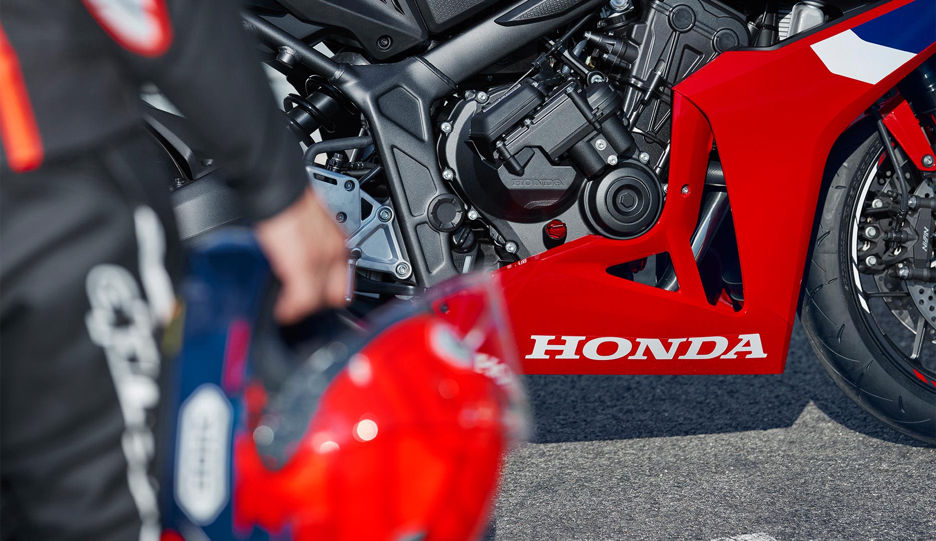 2025-CBR650R-gallery-07