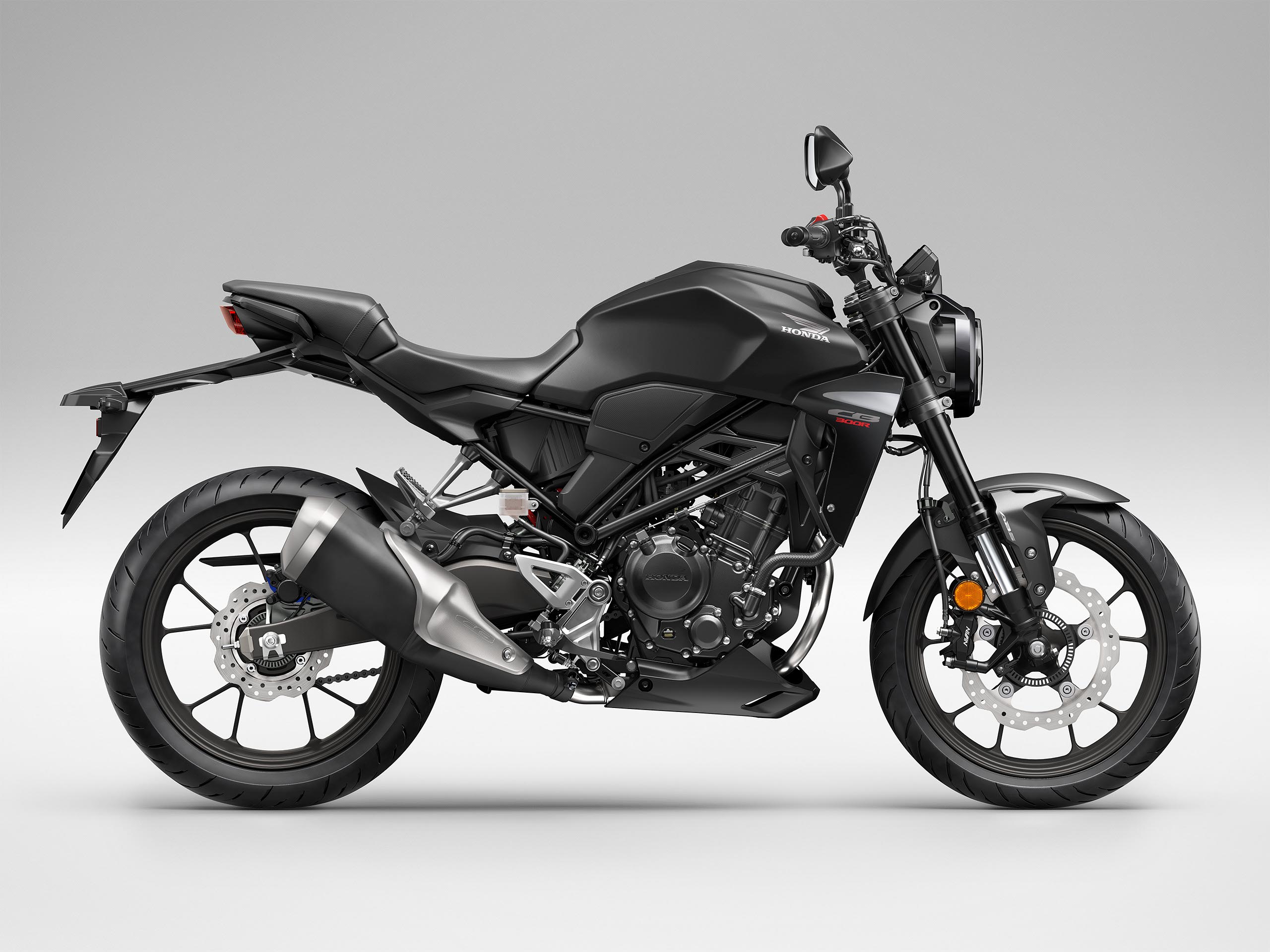 2025-cb300r-gallery-04