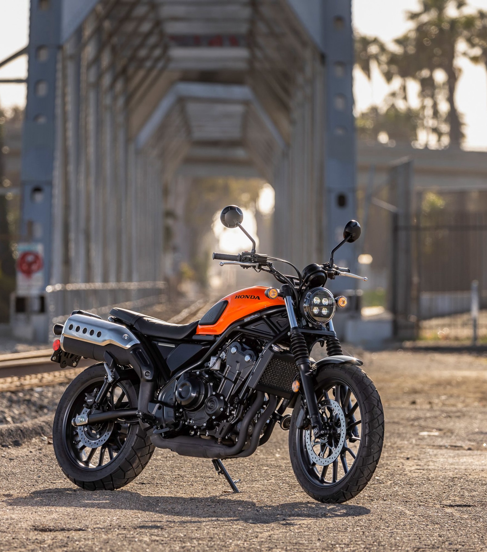 SCL500 Scrambler Style Motorcycle Honda