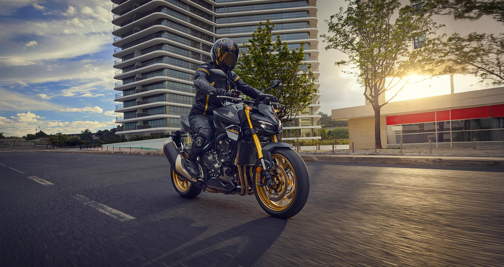 2025-CB1000-Next-Step-1706x906
