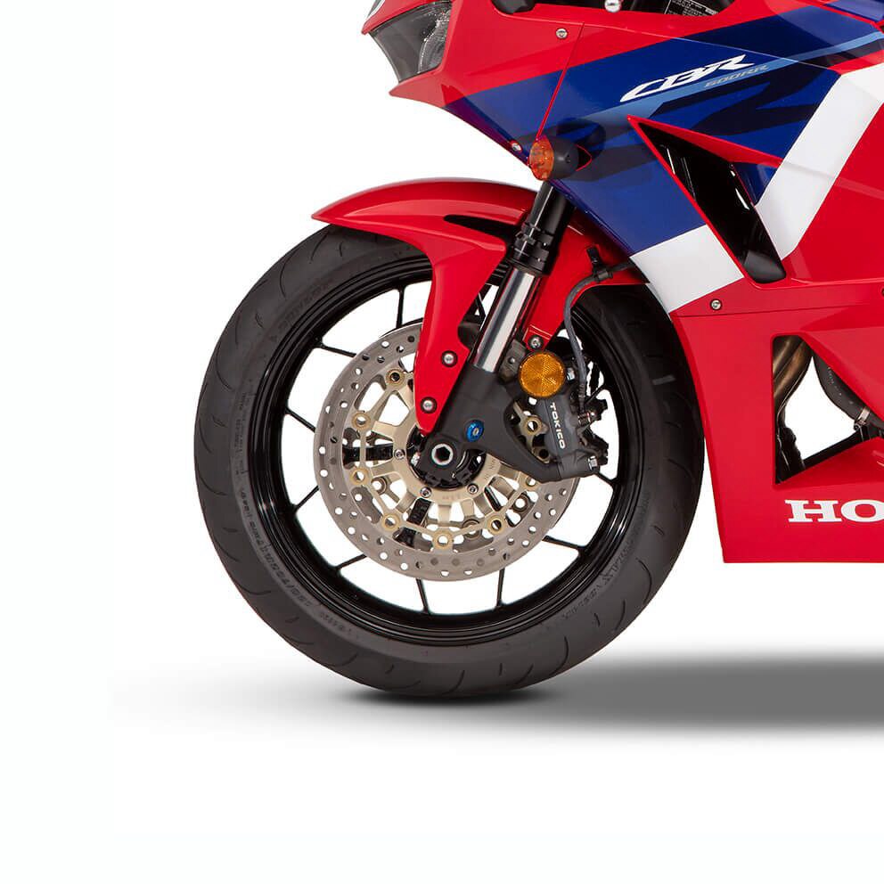 ホンダ CBR600RR 2024年式 8BL-PC40の諸元・スペック情報