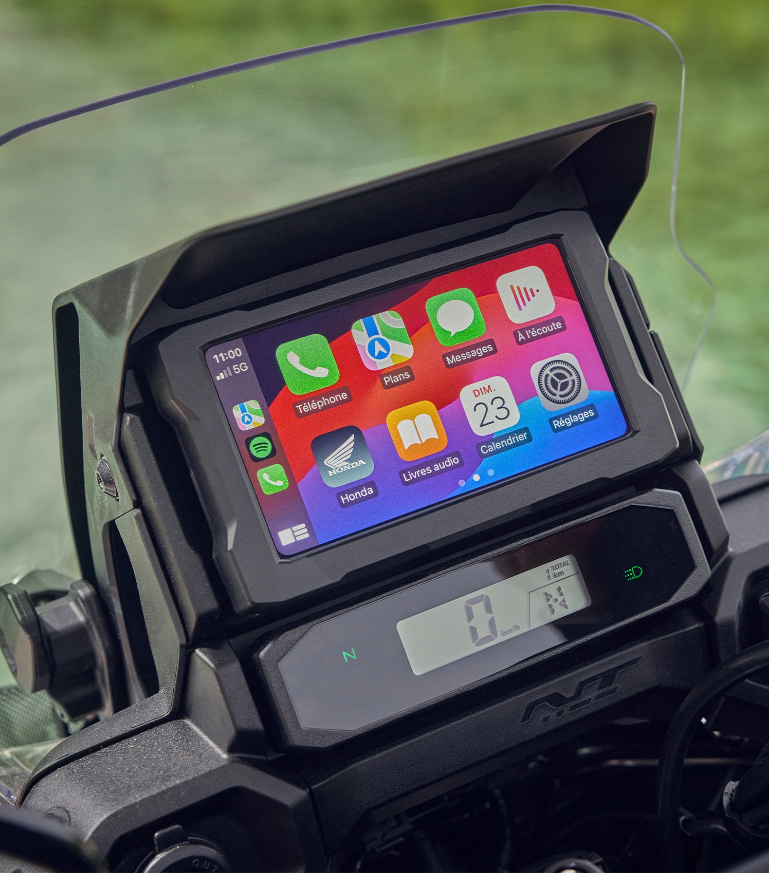 2025-NT1100-DCT-features-tft-touchscreen-1580x1792