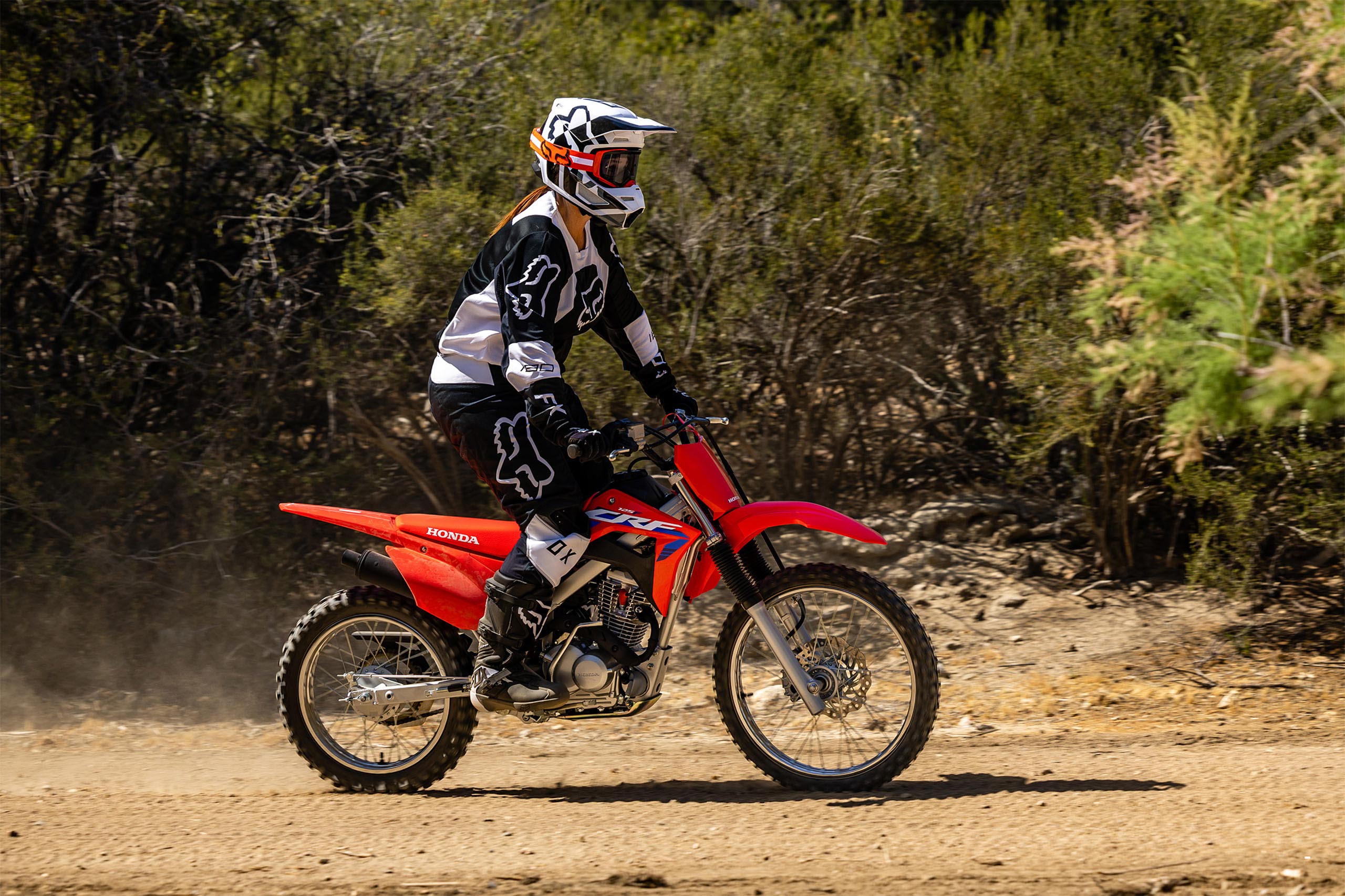 2025-crf125f-gallery-04