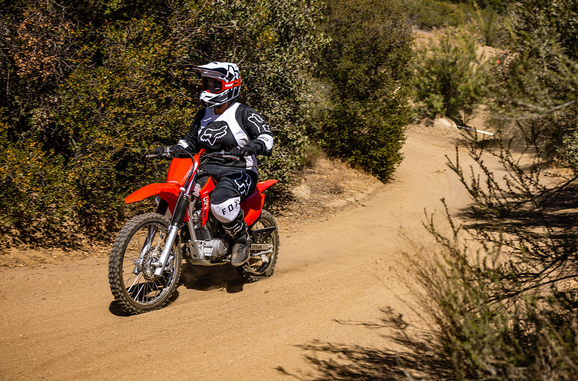 2026-CRF125F-gallery-06