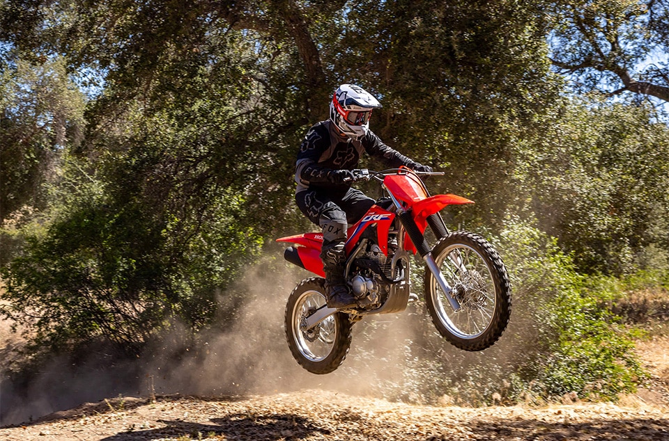 2025-crf250f-gallery-05-960x634