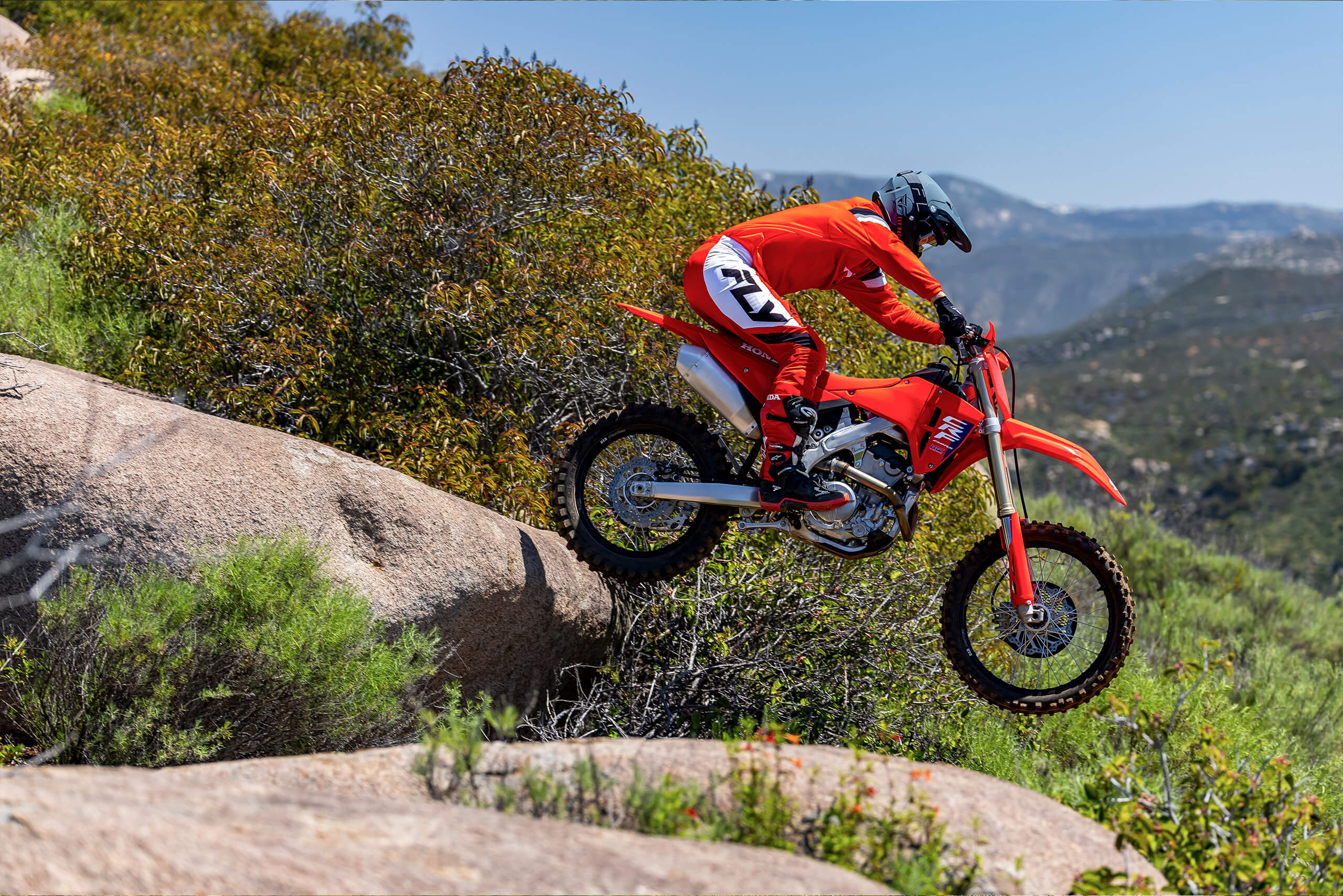 2026-CRF250RX-gallery-04